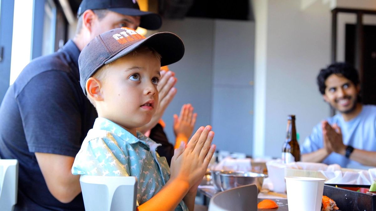 Eat Sushi - Food Experience